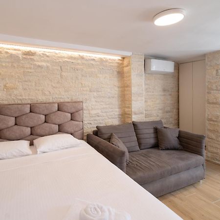 Christian Studio Apartments Умаг Екстер'єр фото